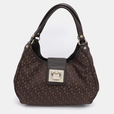Pre-owned Dkny Brown Signature Canvas And Leather D Buckle Hobo