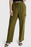 Dkny Carrot Drawstring Cargo Pants In Dark Olive