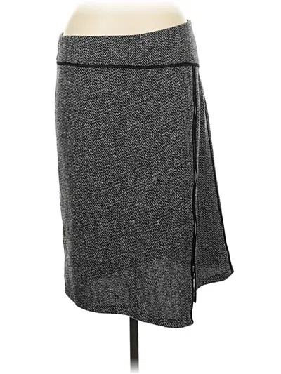 Pre-owned Dkny Casual Skirt In Gray