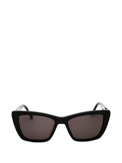 Dkny Cat-eye Sunglasses In Black