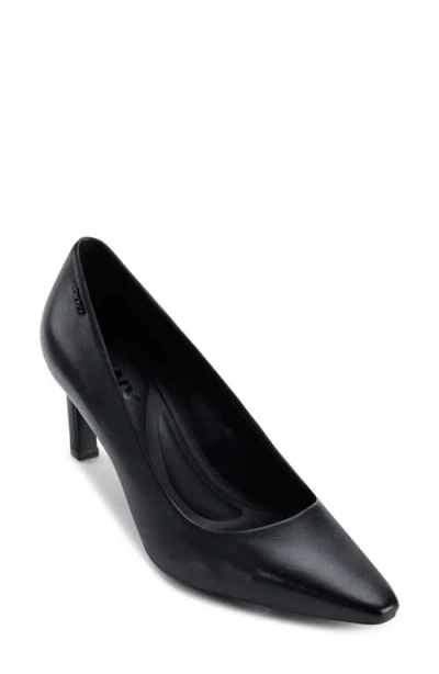 Dkny Charlie Pump In Black