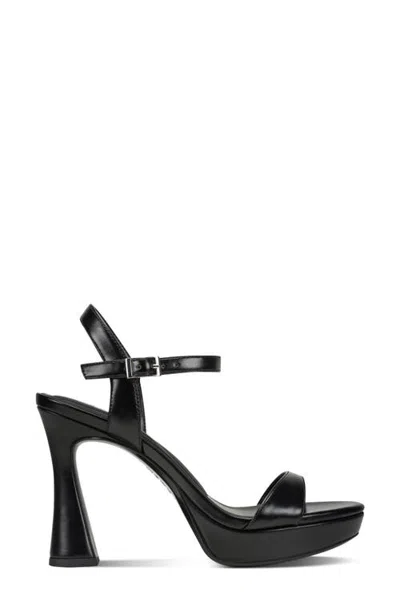 Dkny Cherish Platform Sandal In Black