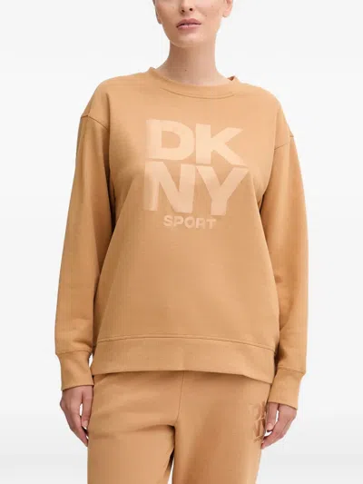 Dkny Chest Logo Sweatshirt In White