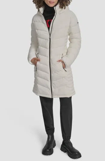 Dkny Cire Packable Hooded Longline Puffer Jacket In Neutral