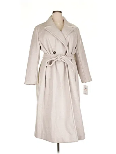 Pre-owned Dkny Coat In White
