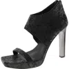 Dkny Dava Sandal In Black
