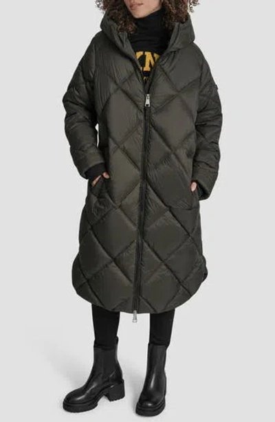 Dkny Diamond Quilted Puffer Coat In Green