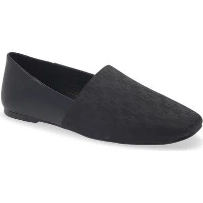 Dkny Fabrice Logo Jacquard Flat In Black