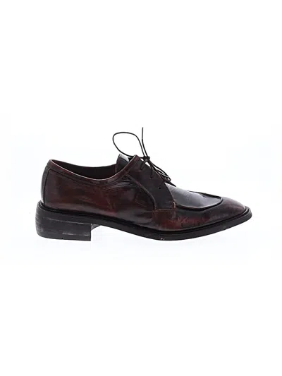 Pre-owned Dkny Flats In Brown