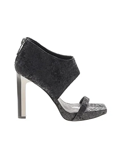 Pre-owned Dkny Heels In Black