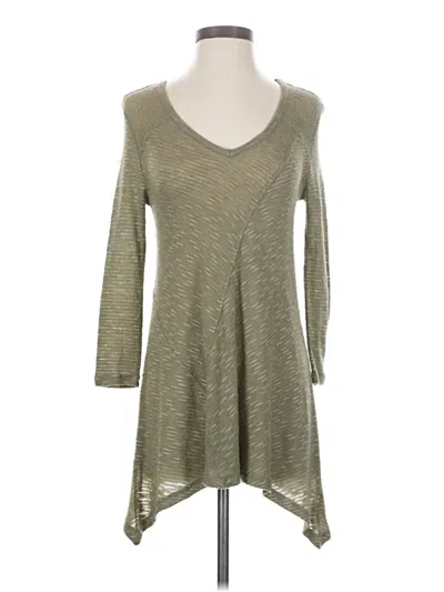 Pre-owned Dkny Jeans 3/4 Sleeve Top In Green