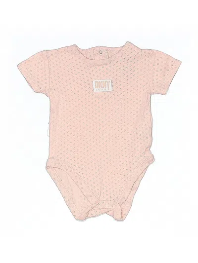 Pre-owned Dkny Jeans Babies' Short Sleeve Onesie In Pink