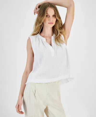 Dkny Jeans Women's Sleeveless Double-crepe Gauze Crop Top In Wht - White