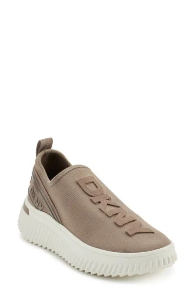 DKNY DKNY LEIGHTON WEDGE PLATFORM SNEAKER