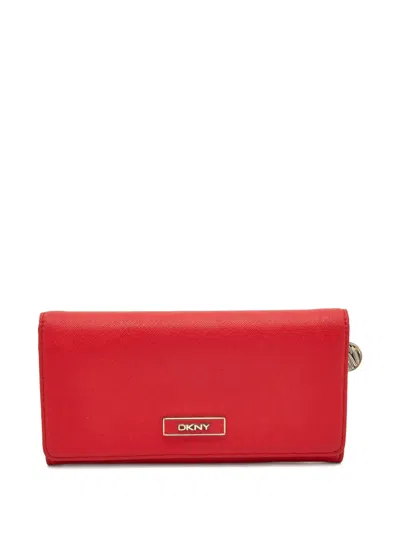 Pre-owned Dkny Logo-detail Leather Wallet In Red