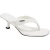 Dkny Mackey Flip Flop In White