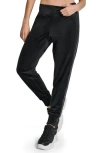 Dkny Mid Rise Slim Fit Joggers In Black