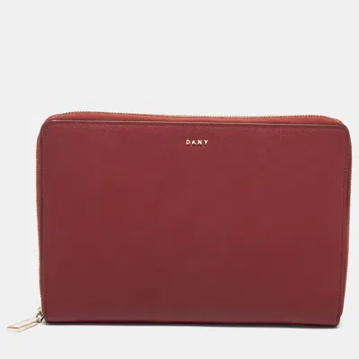 Pre-owned Dkny Red Leather Large Bryant Zip Around Clutch