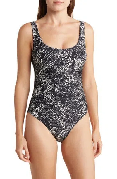 Dkny Scoop Neck One-piece Swimsuit In Black/white