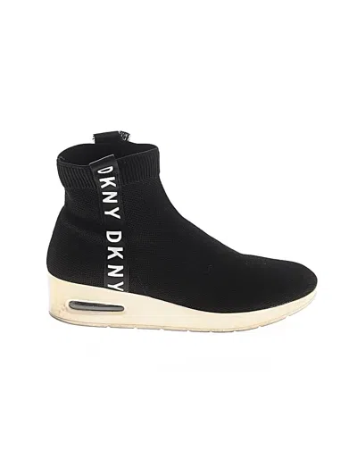 Pre-owned Dkny Sneakers In Black