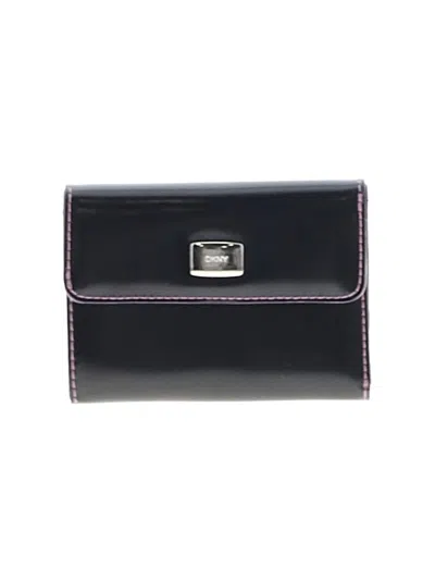 Pre-owned Dkny Wallet In Black