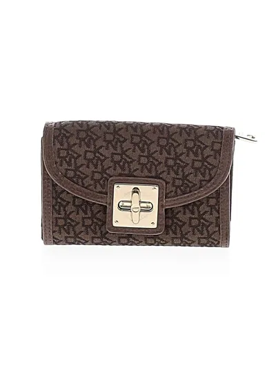 Pre-owned Dkny Wallet In Brown