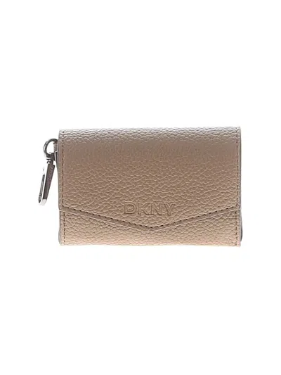 Pre-owned Dkny Wallet In Gray