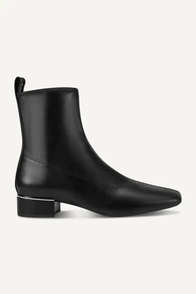 Dkny Women's Vaider Heeled Bootie In Black