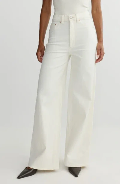 Dl1961 Hepburn High Rise Wide Leg Jeans In Eggshell In White