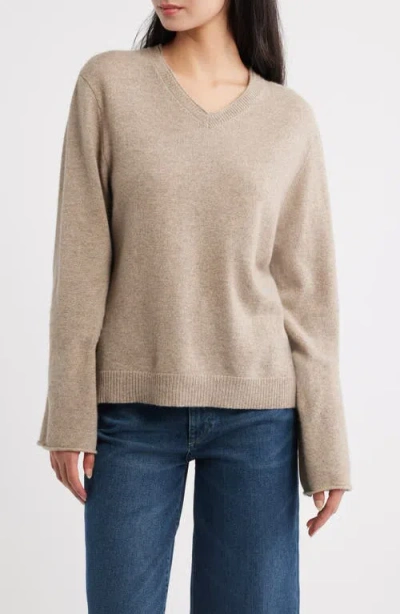 Dl1961 V-neck Cashmere Top In Neutral