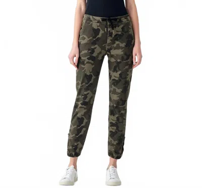 Dl1961 - Women's Gwen Jogger In Marsh In Multi
