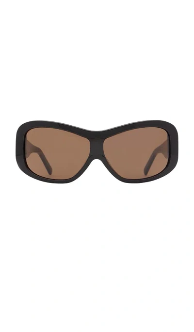Dmy Studios Nina Sunglasses In Black