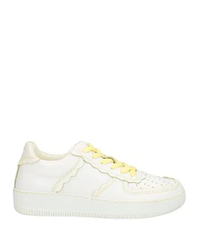 Do Something God Woman Sneakers Yellow Size 7 Leather