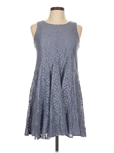 Pre-owned Doe & Rae Casual Dress In Gray