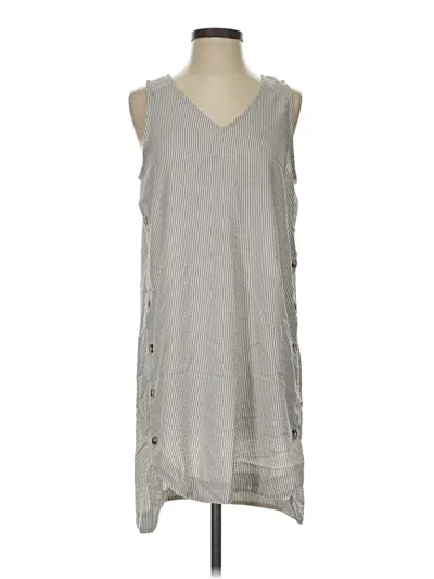 Pre-owned Doe & Rae Casual Dress In Gray