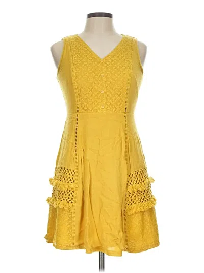 Pre-owned Doe & Rae Casual Dress In Yellow