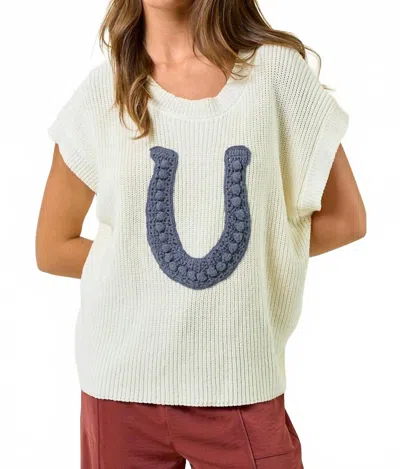 Doe & Rae Horseshoe Ribbed Sweater Vest In Cream/ Blue In White
