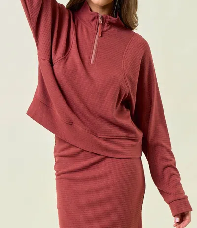 Doe & Rae Stripe Textured Half Zip Top In Marsala In Pink