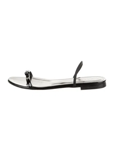 Pre-owned Doen Patent Leather Sandals In White
