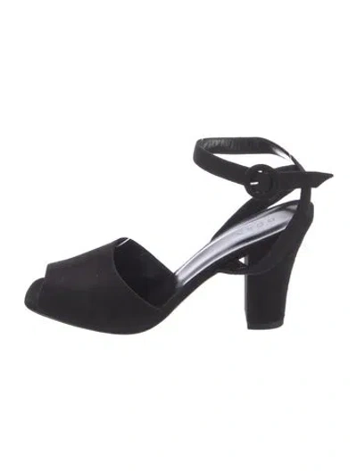 Pre-owned Doen Sandals In Black