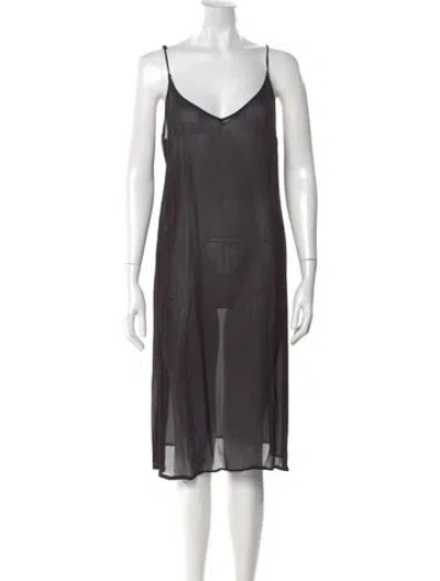 Pre-owned Doen V-neck Midi Length Dress In Black