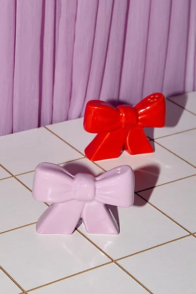 Doiy Bow Salt & Pepper Shaker Set In Pink At Urban Outfitters In Multi