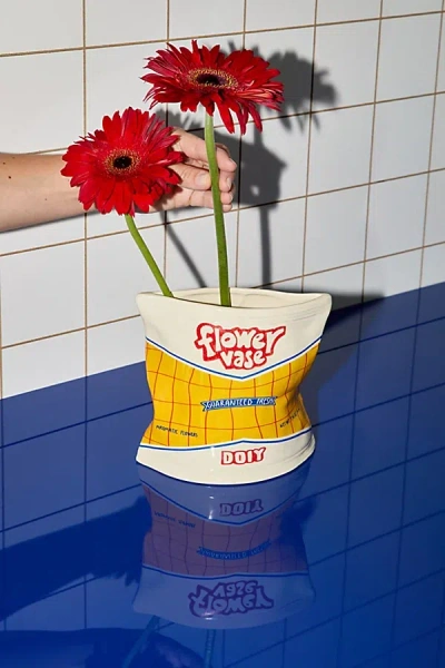 Doiy Chips Vase In Yellow At Urban Outfitters In Animal Print