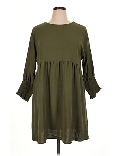 Pre-owned Dokotoo Casual Dress In Green