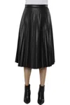 Dolce Cabo Alexa Skirt In Black In Black