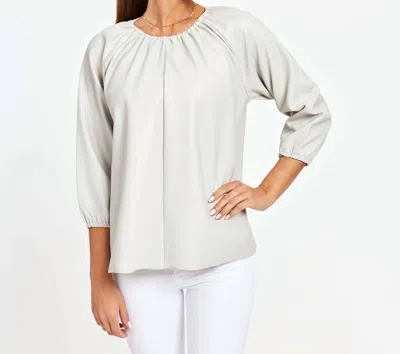 Dolce Cabo Blakely Faux Leather Puff Sleeve Top In Light Grey