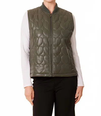 Dolce Cabo Quilted Heart Vest In Olive In Green