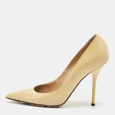 Pre-owned Dolce & Gabbana Beige Patent Leather Pointed Toe Pumps Size 40 In Sand