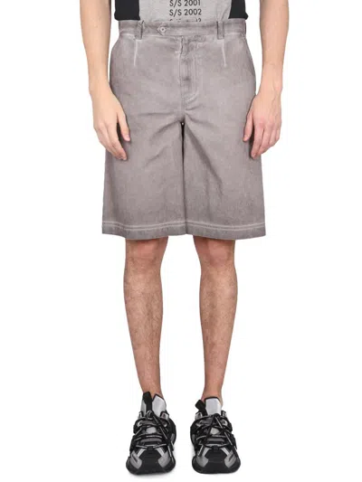 DOLCE & GABBANA DOLCE & GABBANA BERMUDA SHORTS WITH LOGO PLAQUE