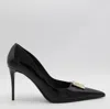 Dolce & Gabbana Dg Logo Leather Pump In Black